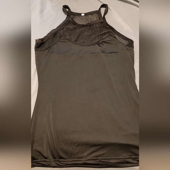 Black mesh top tank top - Picture 3 of 8